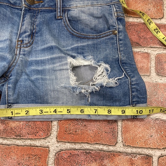 Machine Denim Shorts - Picture 10 of 11